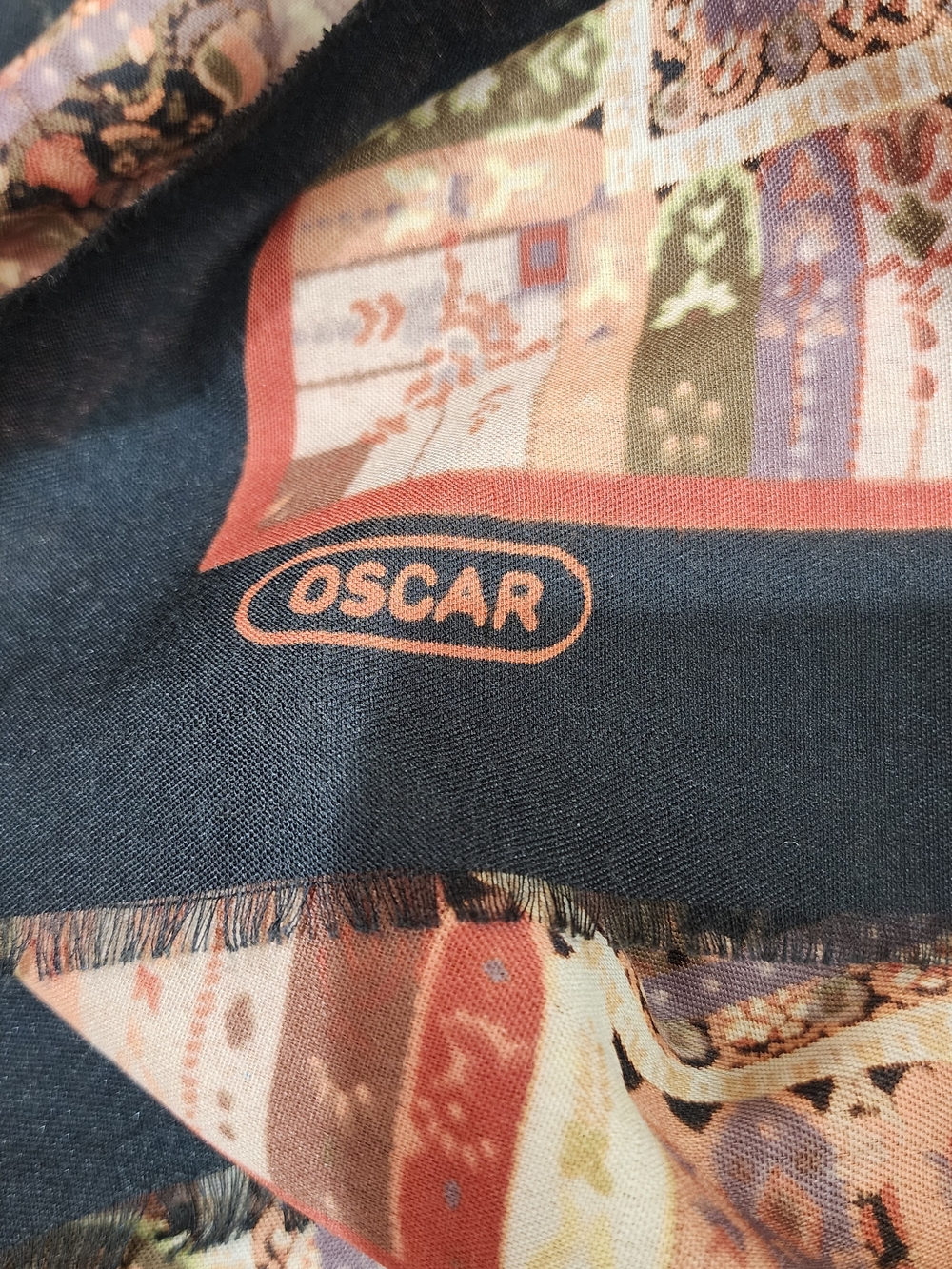 OSCAR DE LA RENTA Vintage 80s Wool Oversized Scarf Paisley Ornate Designer Wrap
